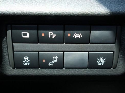 New 2025 Nissan Kicks Play S image 15