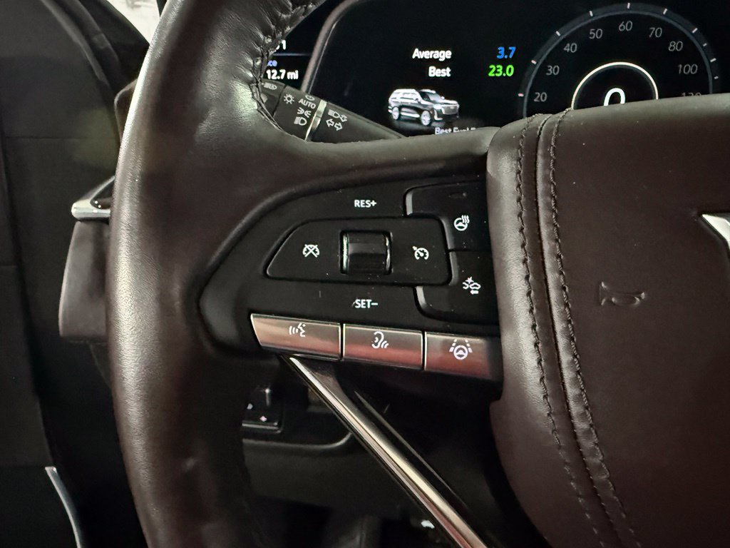 Used 2023 Cadillac Escalade ESV Sport Platinum w/ Heavy-Duty Trailer Package AWD/4WD image 36