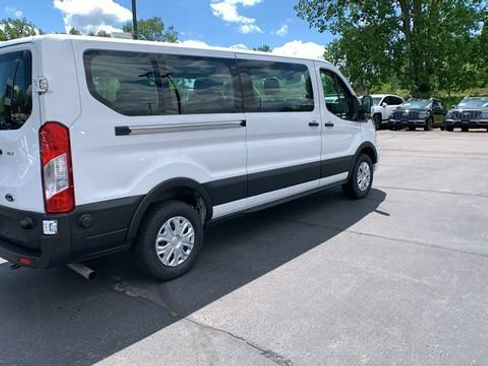 Used 2024 Ford Transit 350 XLT RWD image 5
