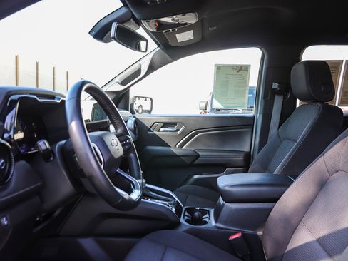 Used 2023 Chevrolet Colorado LT w/ LT Convenience Package II image 13