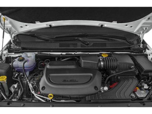 Used 2023 Chrysler Pacifica Touring-L FWD image 15