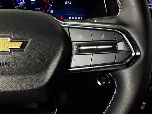 Used 2024 Chevrolet Traverse LT image 21