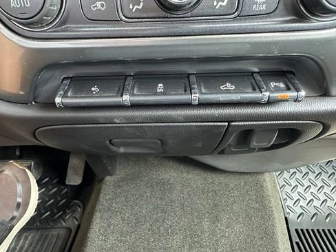 Used 2016 Chevrolet Silverado 1500 LT w/ All Star Edition AWD/4WD image 24
