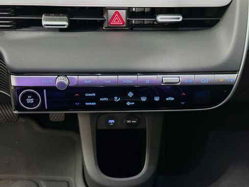 Used 2024 Hyundai Ioniq 5 SEL image 23