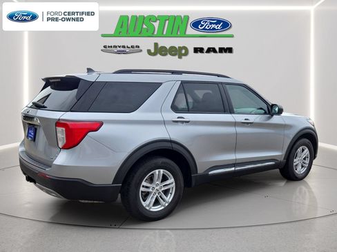 Certified 2024 Ford Explorer XLT w/ Equipment Group 202A AWD/4WD image 5