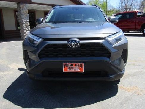 Used 2025 Toyota RAV4 XLE w/ Convenience Package AWD/4WD image 3