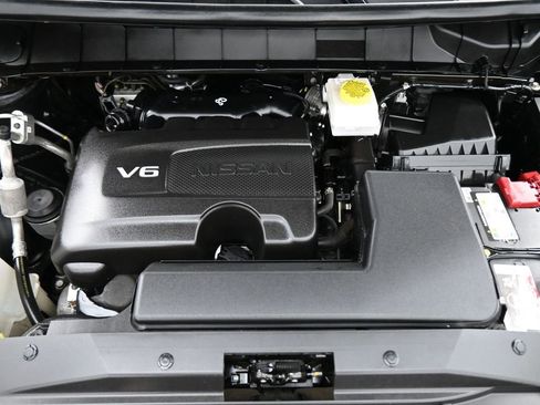 Used 2024 Nissan Pathfinder SL w/ SL Premium Package image 23