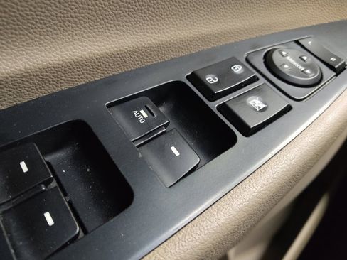 Used 2019 Hyundai Tucson Value w/ Cargo Package image 27