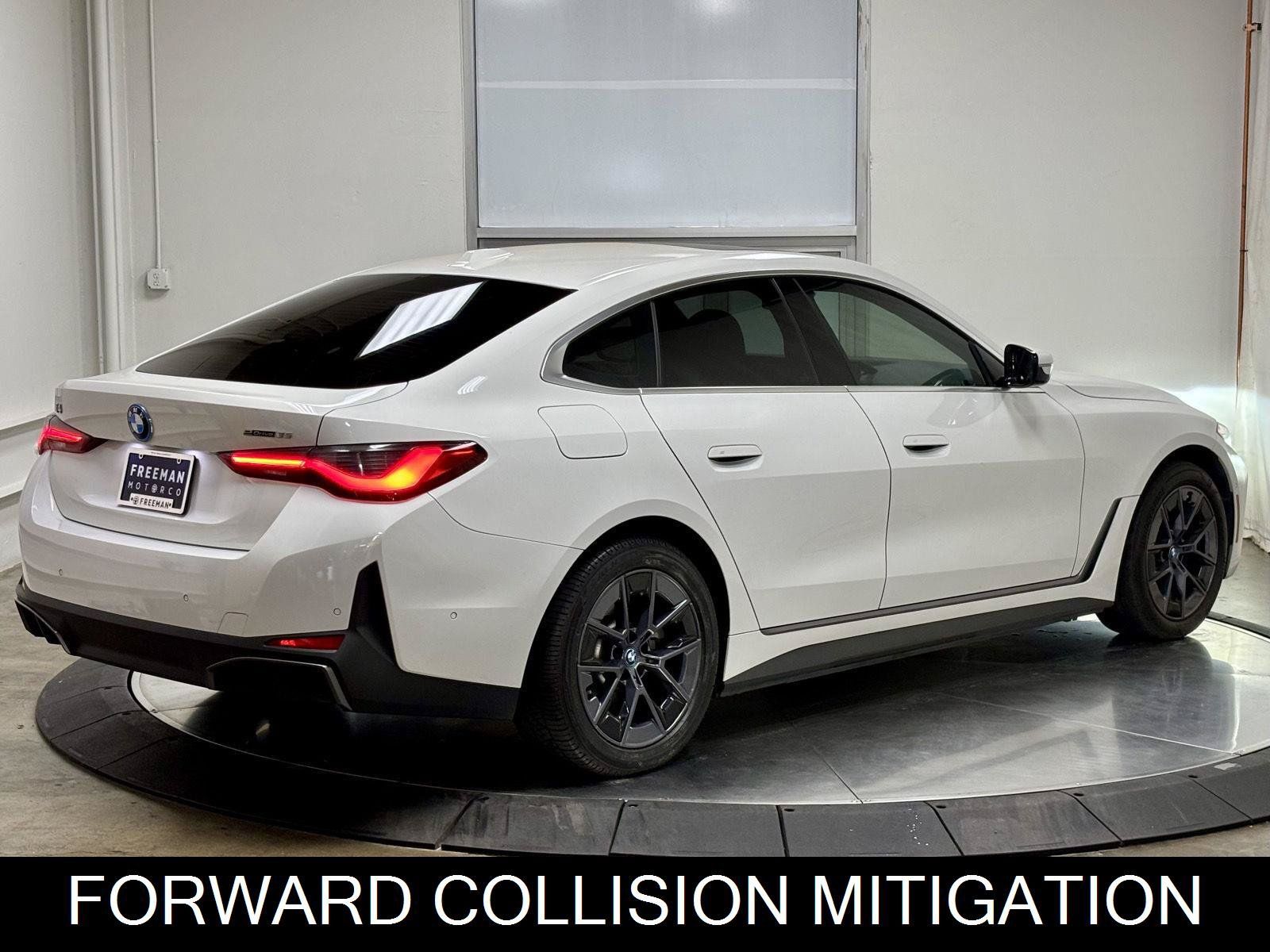 Used 2024 BMW i4 eDrive35 w/ Convenience Package RWD image 10