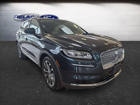 Used 2023 Lincoln Nautilus Reserve w/ Luxury Package AWD/4WD image 9