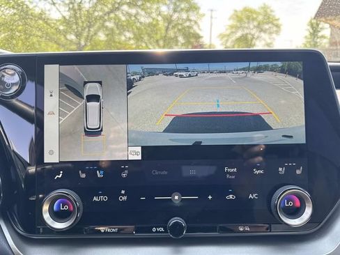 Certified 2025 Lexus TX 500h AWD image 25