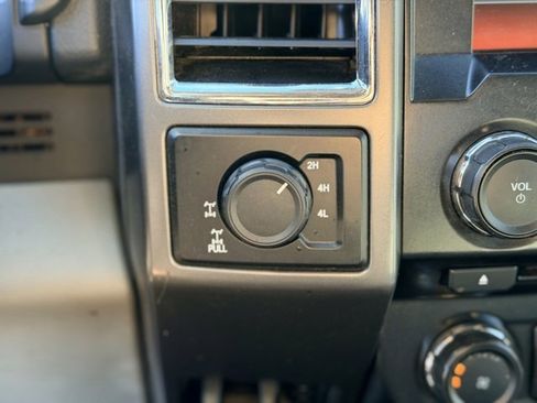 Used 2015 Ford F150 XLT w/ Equipment Group 302A Luxury image 12