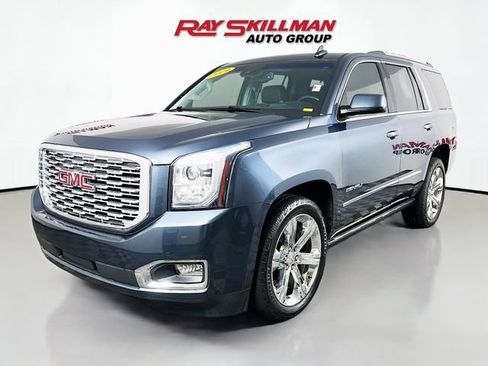 Used 2019 GMC Yukon Denali w/ Denali Ultimate Package AWD/4WD image 3