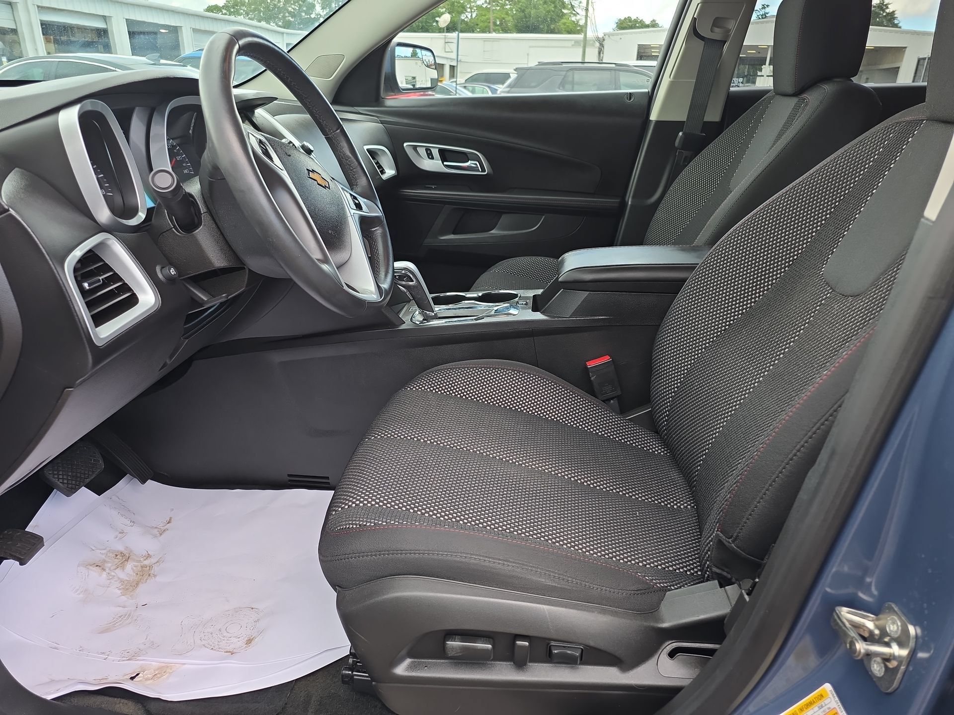 Used 2012 Chevrolet Equinox LT w/ Driver Convenience Package FWD image 10