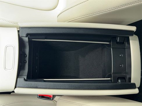 Used 2023 Mercedes-Benz EQB 350 4MATIC SUV w/ Exclusive Package image 34