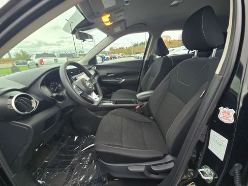Used 2024 Nissan Kicks SV image 22