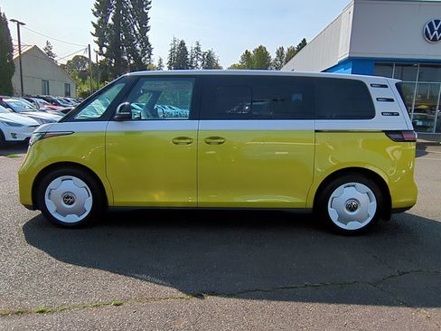 New 2025 Volkswagen ID. Buzz 1st Edition image 2