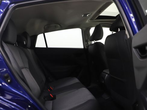 Used 2024 Subaru Crosstrek 2.0i Premium image 12