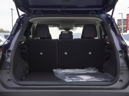 New 2026 Nissan Kicks SV image 6