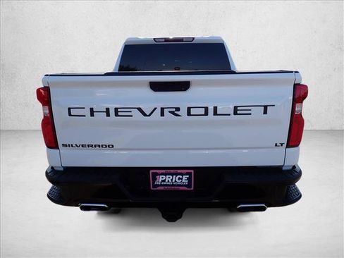 Used 2021 Chevrolet Silverado 1500 LT Trail Boss w/ LPO, Dark Essentials Package AWD/4WD image 3