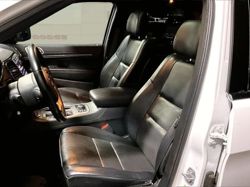 Used 2020 Jeep Grand Cherokee Limited w/ Luxury Group II image 11