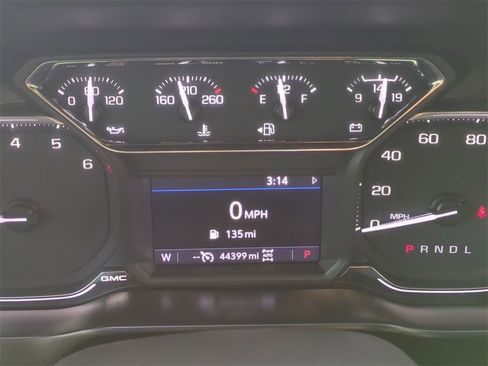 Certified 2022 GMC Sierra 1500 Elevation image 14