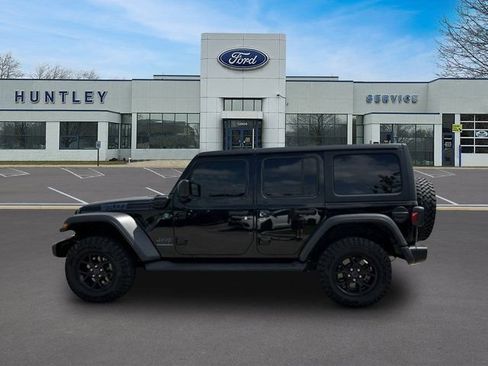 Used 2024 Jeep Wrangler Unlimited AWD/4WD image 6