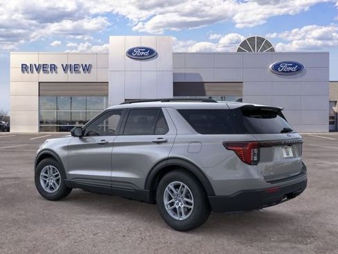 New 2026 Ford Explorer Active AWD/4WD image 4