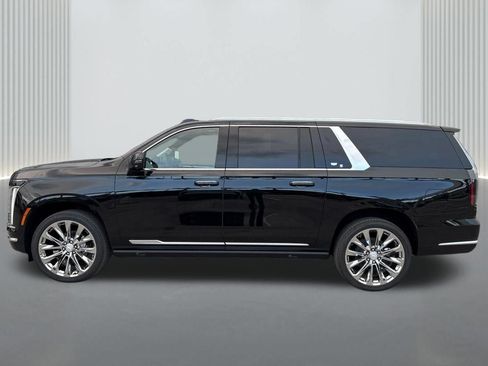 New 2026 Cadillac Escalade ESV Platinum Luxury w/ LPO, Radiant Package AWD/4WD image 8