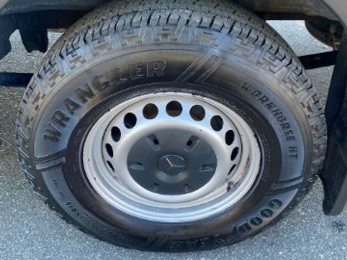 Used 2019 Mercedes-Benz Sprinter 170 image 31