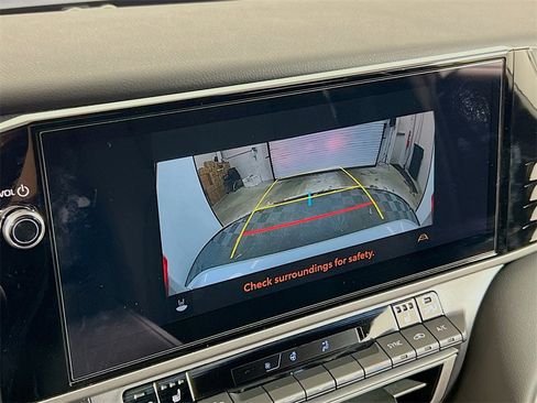 Used 2025 Toyota Camry XSE image 15