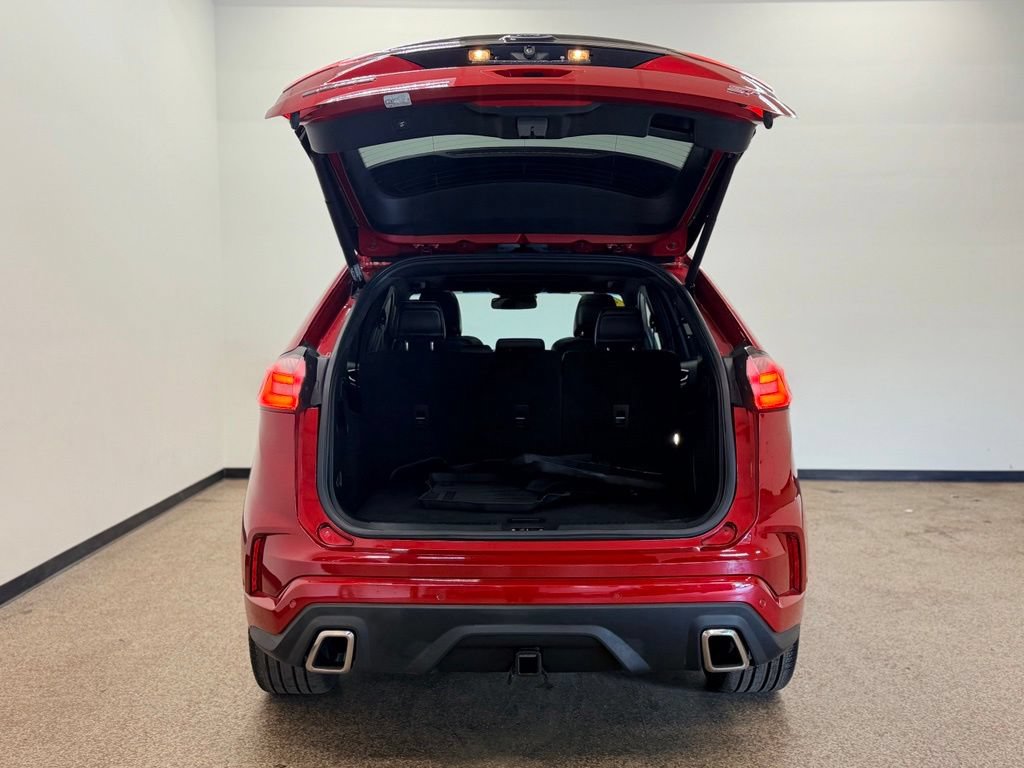 Used 2020 Ford Edge ST w/ Equipment Group 401A AWD/4WD image 5