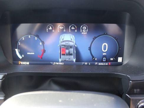 Used 2024 Ford F150 Lariat w/ FX4 Off-Road Package image 33