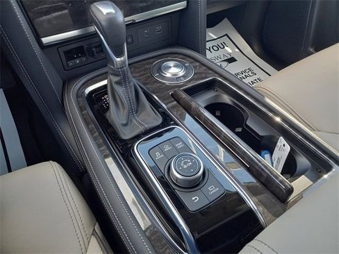 Used 2024 Nissan Armada Platinum w/ Captain's Chairs Package image 25