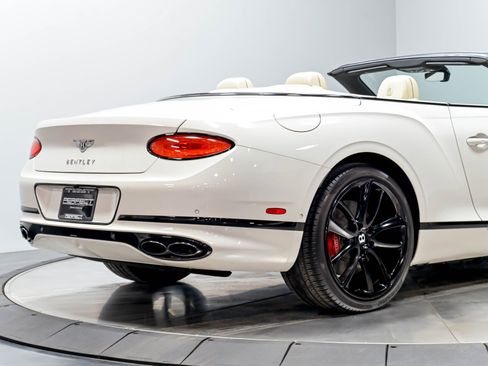 Used 2020 Bentley Continental GT AWD/4WD image 18