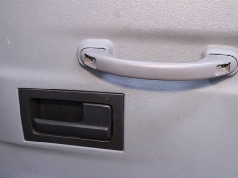 Used 2016 Ford Transit 150 XL image 11