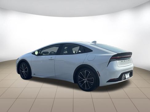 Used 2024 Toyota Prius Limited AWD/4WD image 5