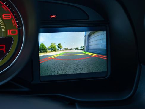 Used 2021 Ferrari F8 Tributo RWD image 41