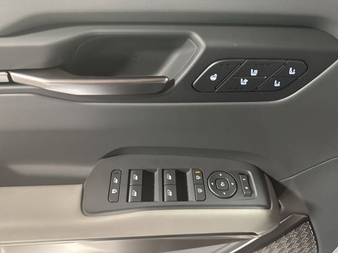 New 2026 Kia EV9 Wind image 17