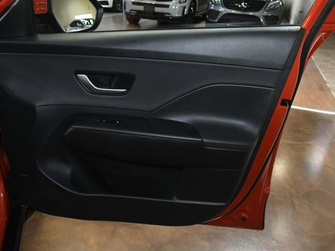 Used 2024 Hyundai Kona Limited image 42