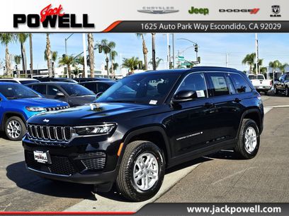 New 2025 Jeep Grand Cherokee Laredo w/ Luxury Tech Group I