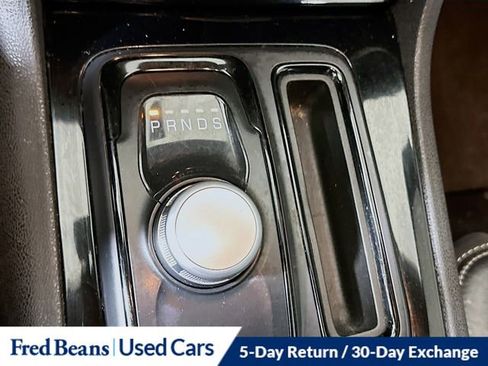 Used 2019 Chrysler 300 S image 18