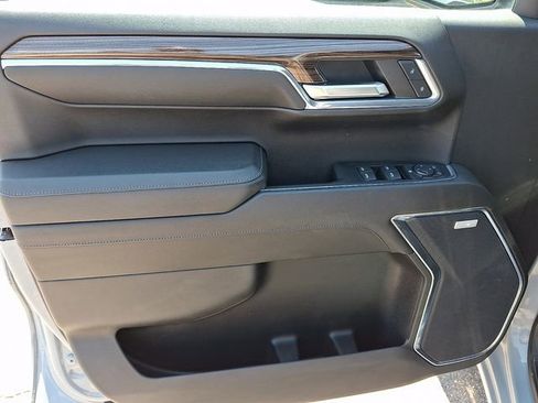 Used 2024 Chevrolet Silverado 1500 LT Trail Boss w/ LT Trail Boss Premium Package image 9