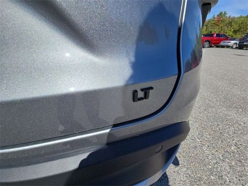 New 2025 Chevrolet Trax LT w/ Driver Confidence Package image 33