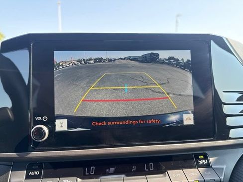 Used 2026 Toyota Camry SE FWD image 33