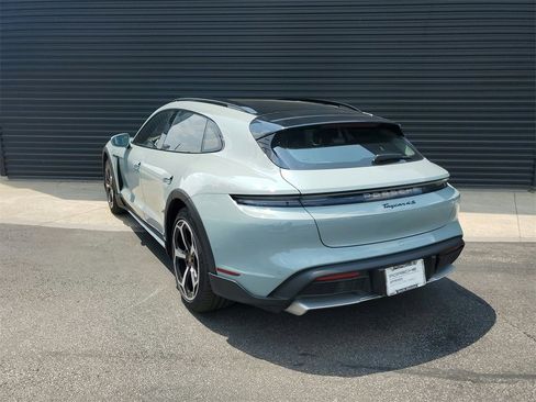 Used 2025 Porsche Taycan 4S image 38