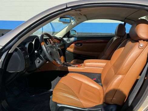 Used 2002 Lexus SC 430 Convertible RWD image 8