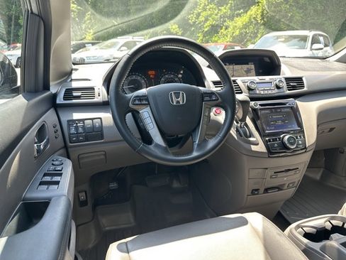 Used 2016 Honda Odyssey Touring image 29