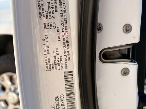 Used 2022 RAM 2500 Laramie AWD/4WD image 36