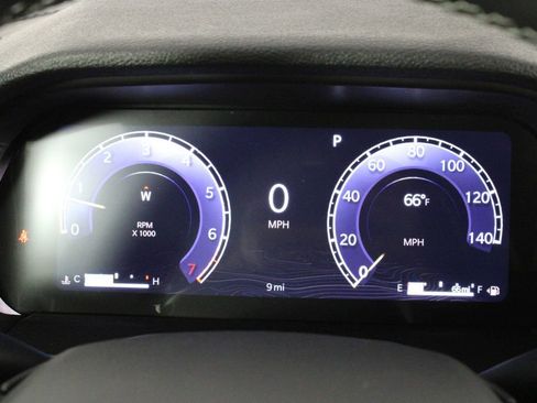 New 2025 Jeep Grand Cherokee Altitude image 27